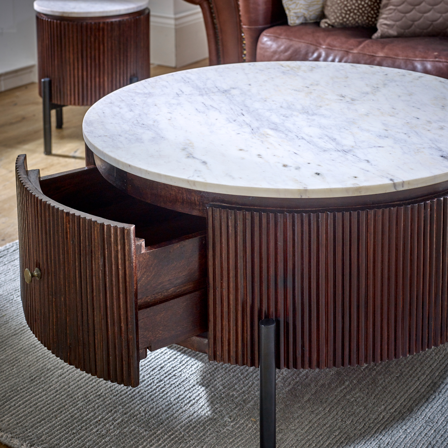 Opal Mango Wood Round Fluted Coffee Table With Marble Top & Metal Legs - Image 2