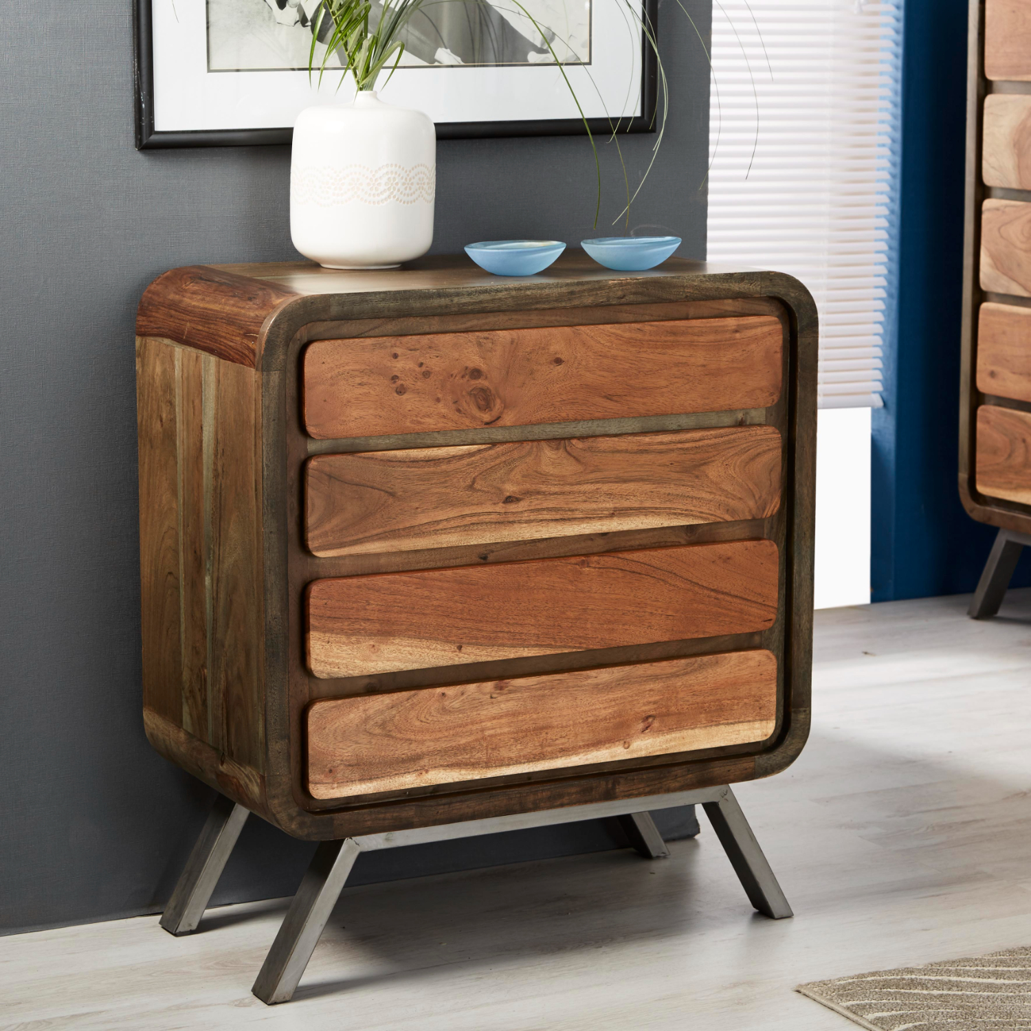 Aspen 4 Drawer Wide Chest - Image 4