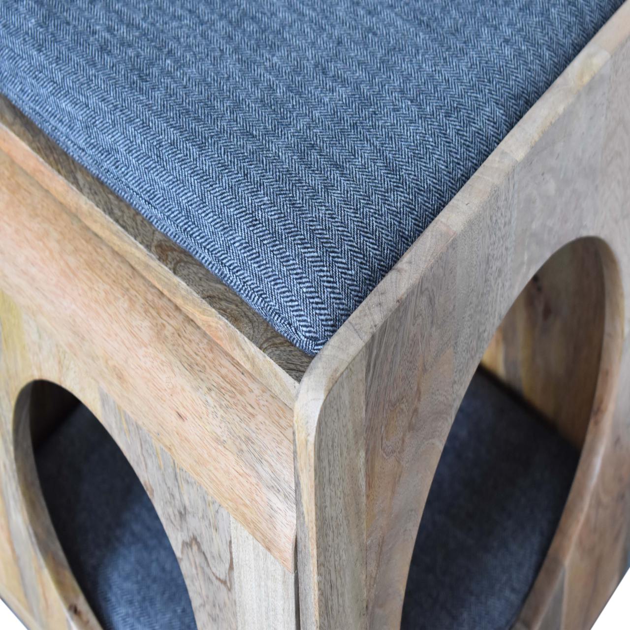 Solid Mango Wood Oak Finished Round Cut-out Pet Bed with Black Tweed Seat Pad - Image 7