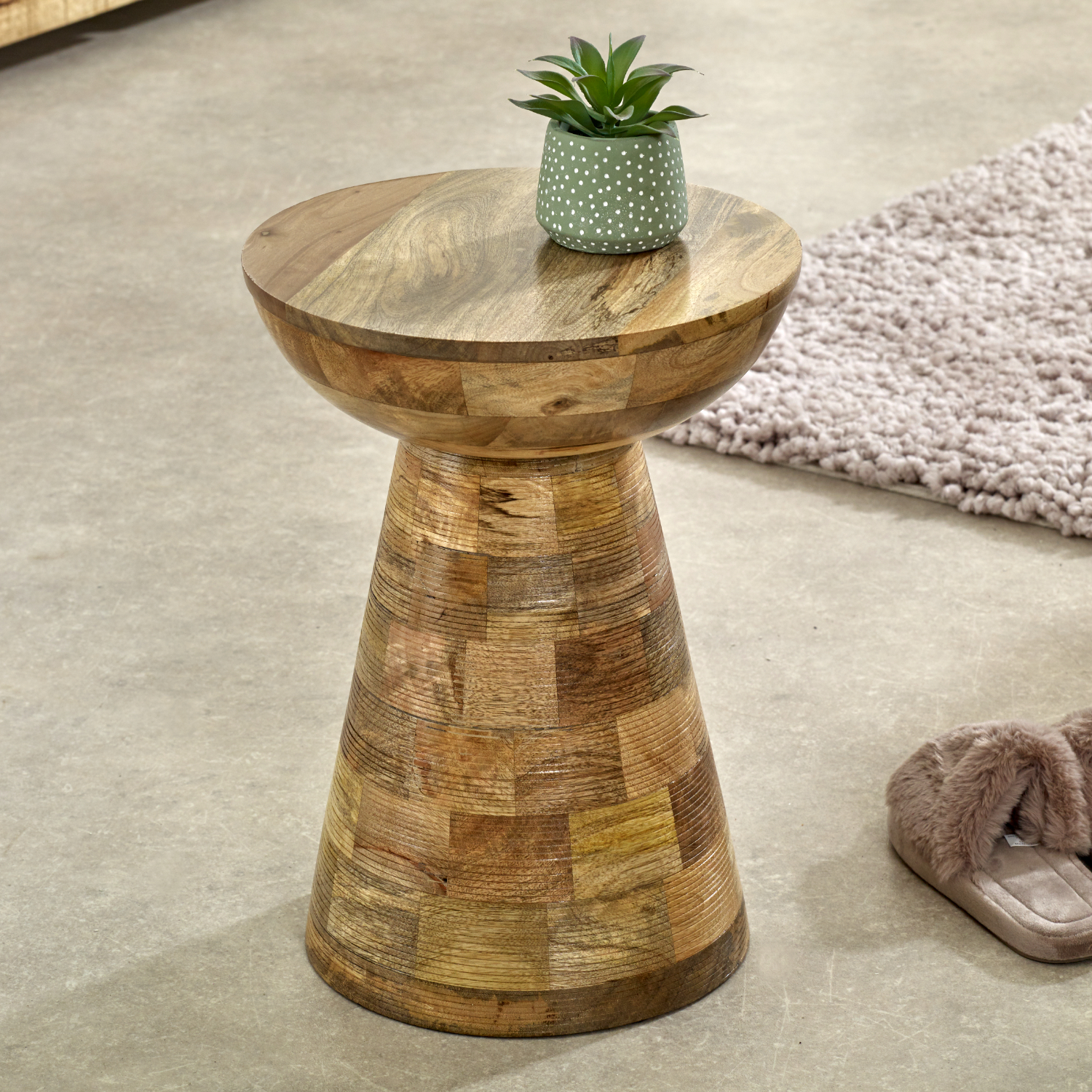 Solid Wood Round Side Table Mushroom Style, elegant and Versatile - Image 6