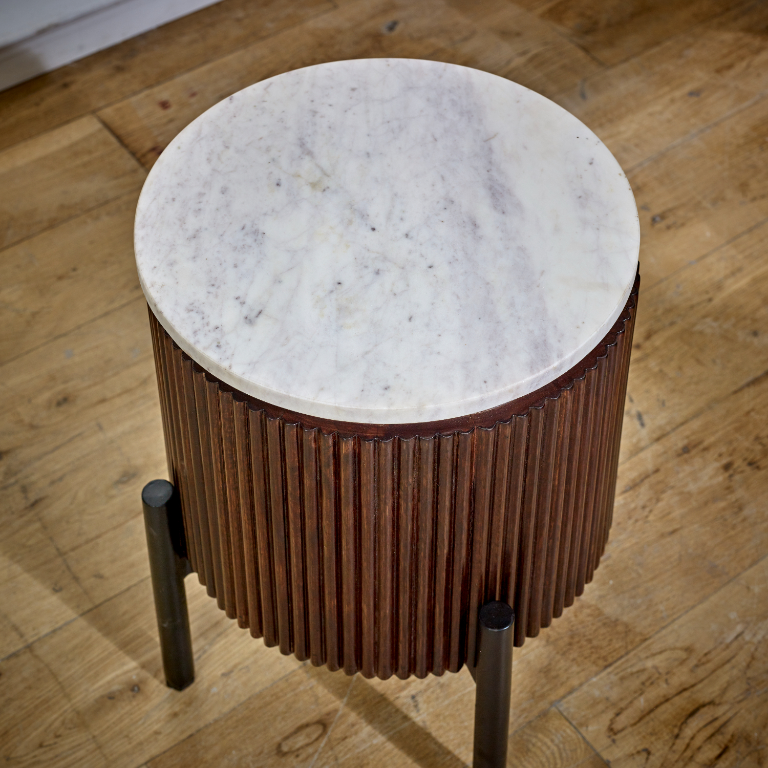 Opal Mango Wood Side Table With Marble Top & Metal Legs - Image 6
