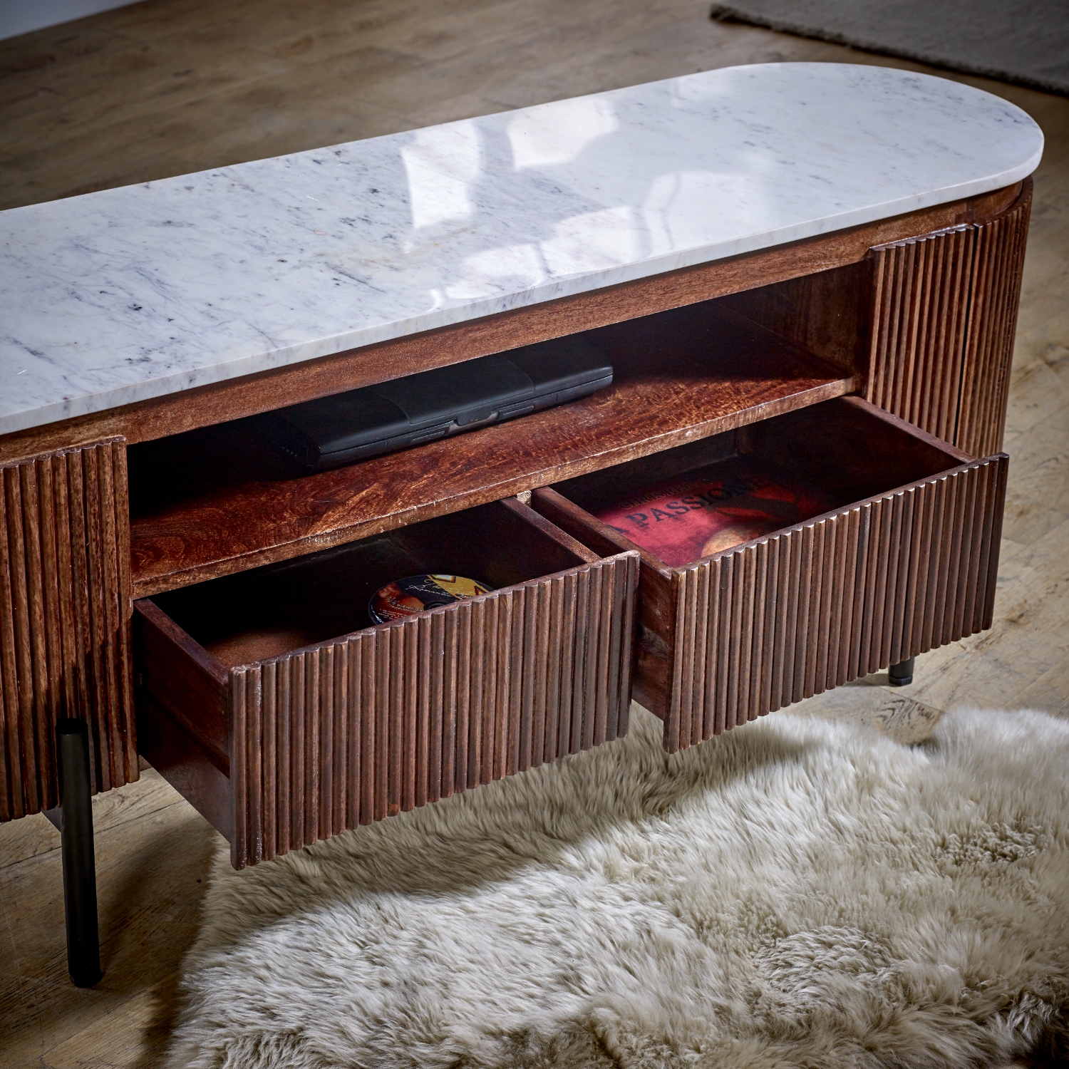 Opal Mango Wood Tv Cabinet With Marble Top & Metal Legs - Image 2